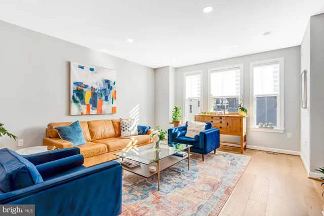 $1,159,000 | 3871 Rainier Drive, Fairfax, VA 22033