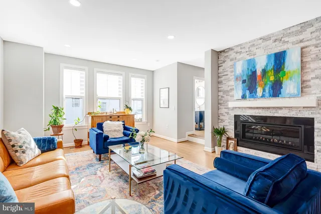 $1,159,000 | 3871 Rainier Drive, Fairfax, VA 22033