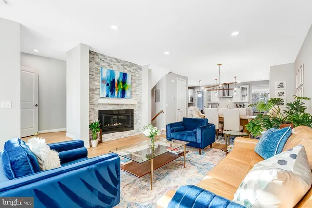 $1,159,000 | 3871 Rainier Drive, Fairfax, VA 22033