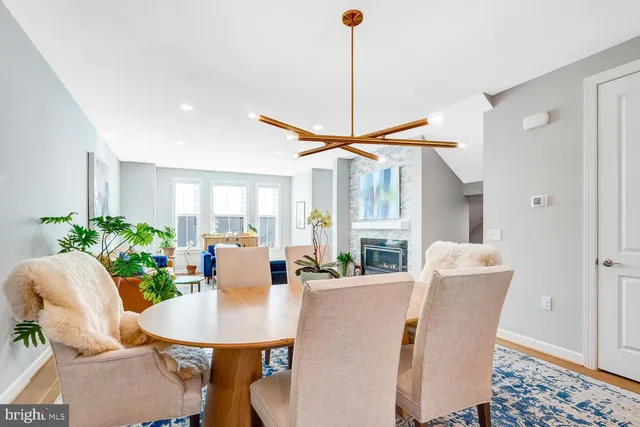 $1,159,000 | 3871 Rainier Drive, Fairfax, VA 22033