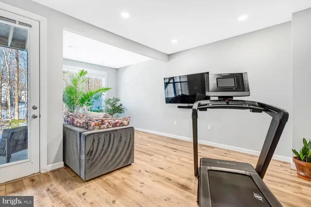 $1,159,000 | 3871 Rainier Drive, Fairfax, VA 22033