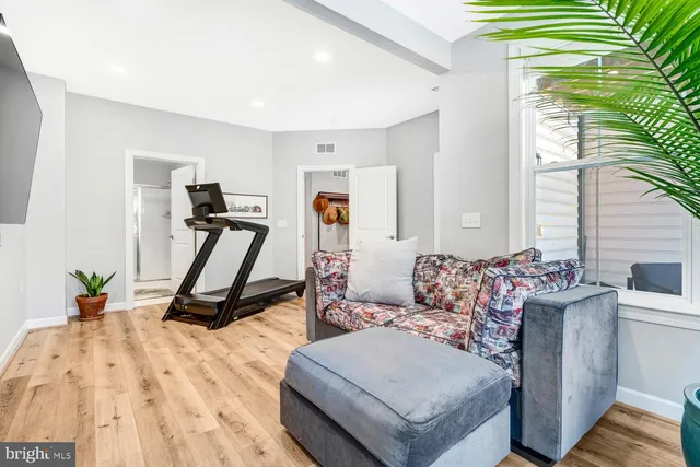 $1,159,000 | 3871 Rainier Drive, Fairfax, VA 22033