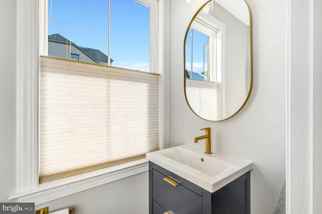 $1,159,000 | 3871 Rainier Drive, Fairfax, VA 22033