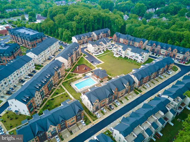 $1,159,000 | 3871 Rainier Drive, Fairfax, VA 22033