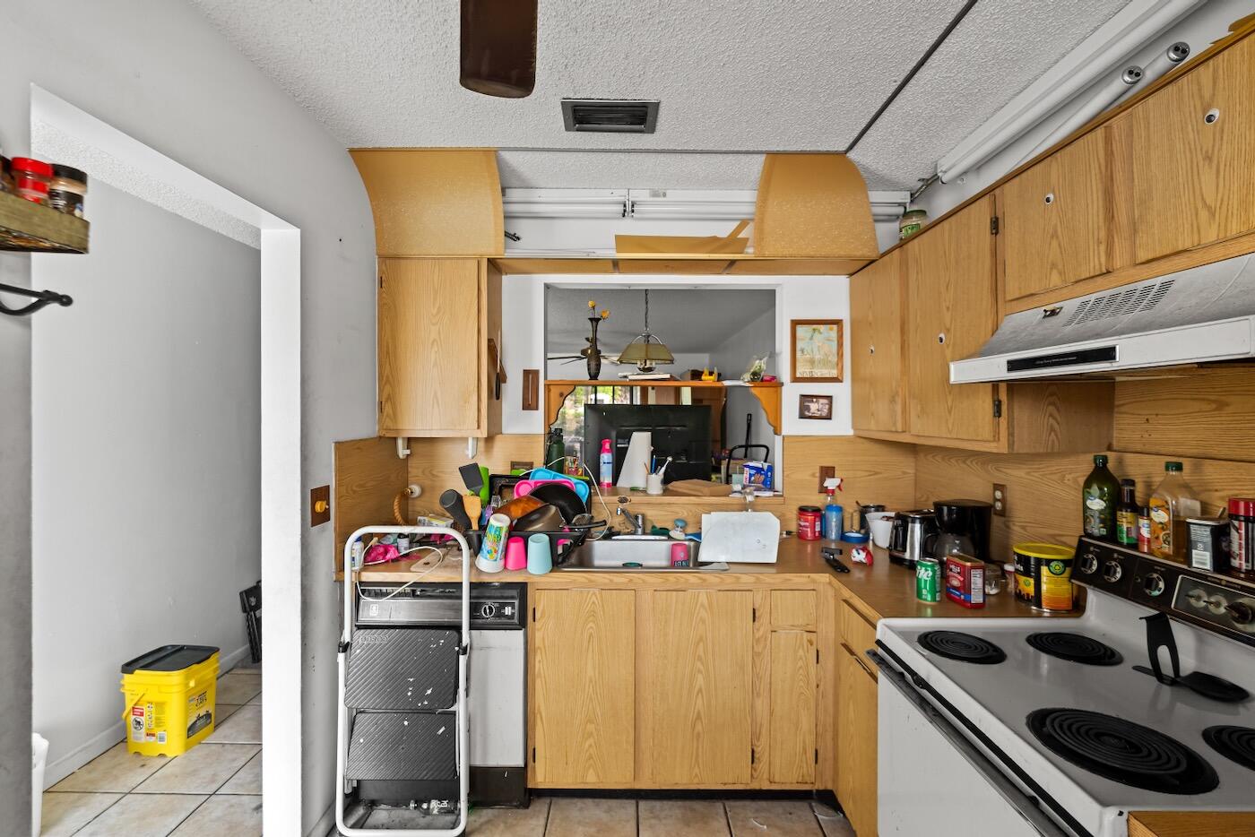 3370 Beau Rivage Drive, Unit 2T Pompano Beach, FL 33064 - Photo 14 of 29 DSC08061