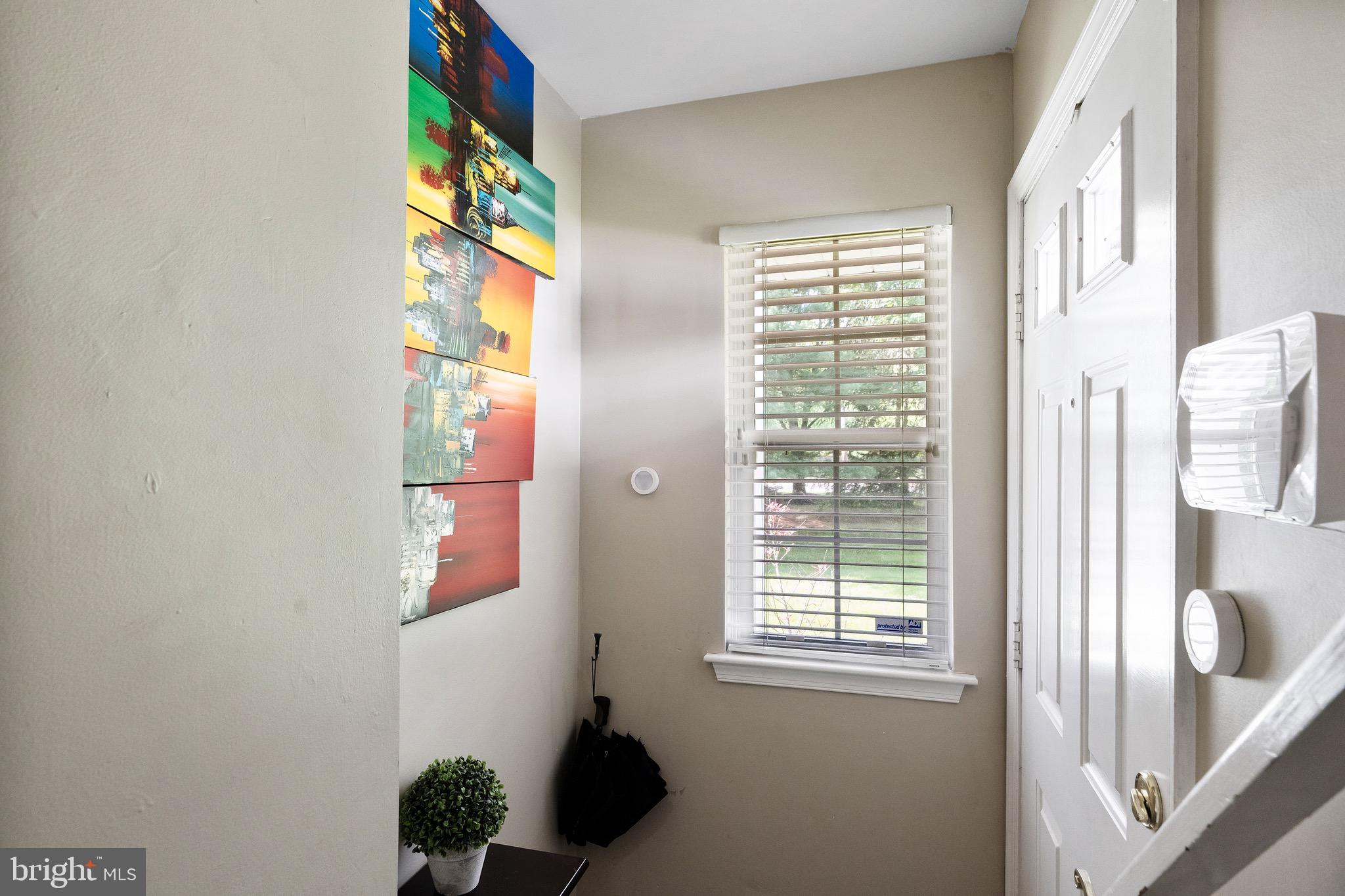 506B Wharton Road Mount Laurel, NJ 08054 - Photo 4 of 26 Lower Vestibule