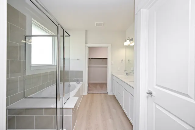 $2,600 | 33019 School Hl Road, Fulshear, TX 77441