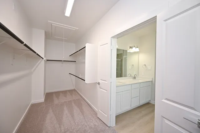 $2,600 | 33019 School Hl Road, Fulshear, TX 77441