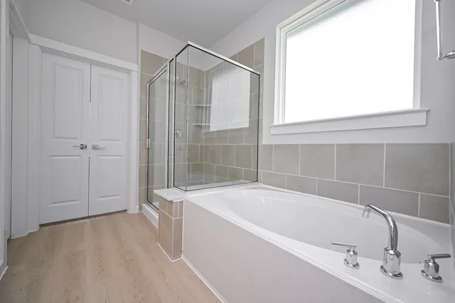 $2,600 | 33019 School Hl Road, Fulshear, TX 77441