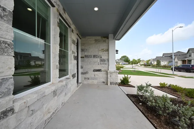 $2,600 | 33019 School Hl Road, Fulshear, TX 77441