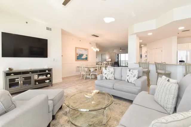 $1,495,000 | 1272 Scenic Gulf Drive, Unit 904, Miramar Beach, FL 32550