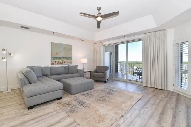 $1,495,000 | 1272 Scenic Gulf Drive, Unit 904, Miramar Beach, FL 32550
