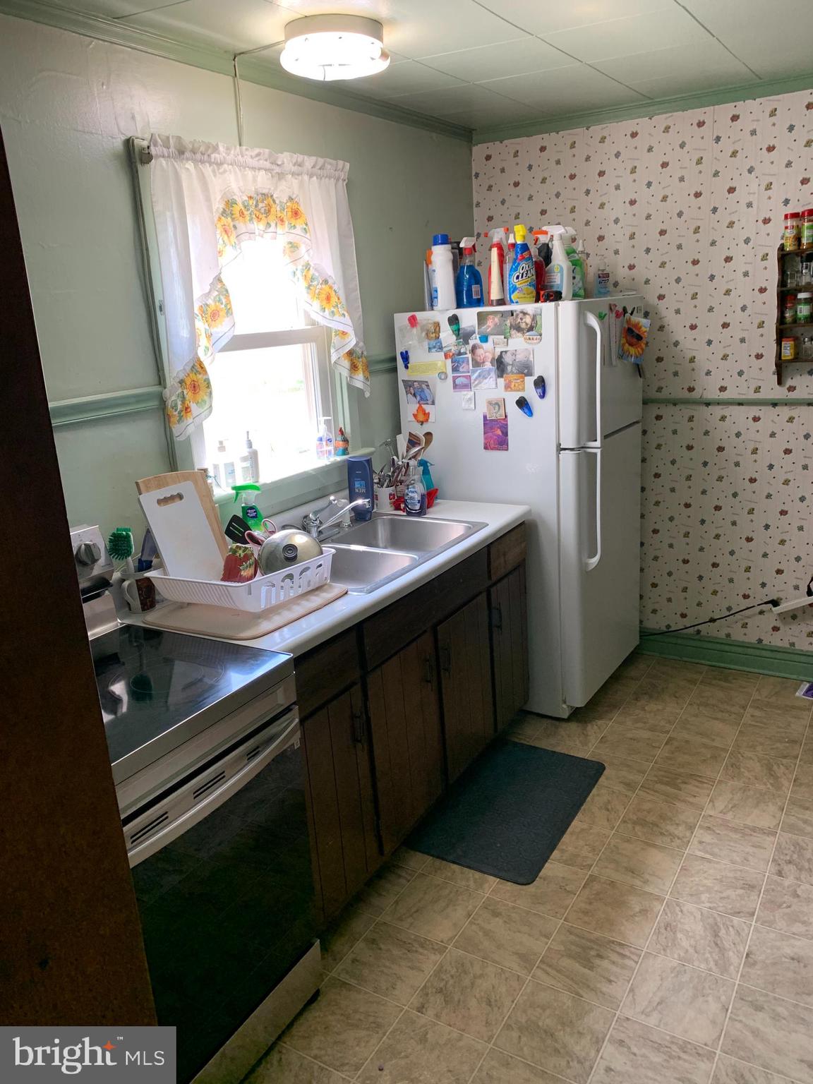 228 Nottingham Road Hagerstown, MD 21740 - Photo 8 of 21