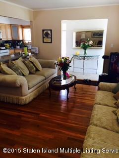 690 West Fingerboard Road Staten Island, NY 10305 - Photo 5 of 8 5