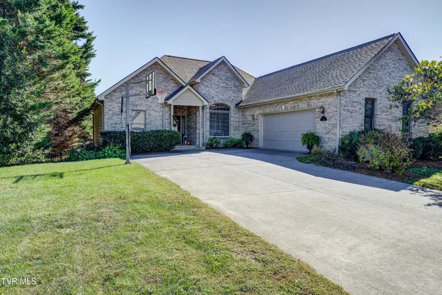 $545,000 | 3 Alta Tree Court, Johnson City, TN 37604