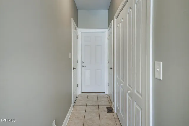 $545,000 | 3 Alta Tree Court, Johnson City, TN 37604