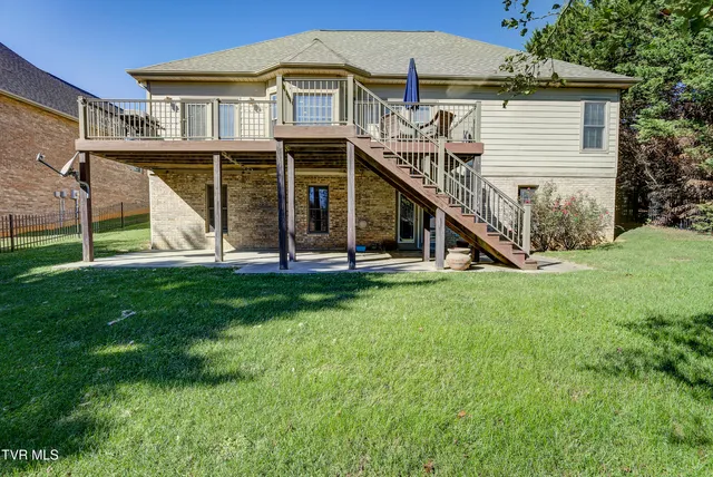 $545,000 | 3 Alta Tree Court, Johnson City, TN 37604