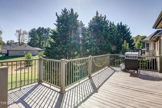 $545,000 | 3 Alta Tree Court, Johnson City, TN 37604