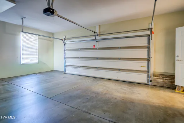 $545,000 | 3 Alta Tree Court, Johnson City, TN 37604