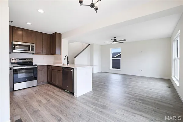 $295,263 | 1076 Vardon Mdws Drive, Union, MO 63084