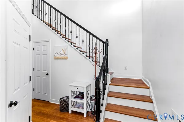 a view of entryway