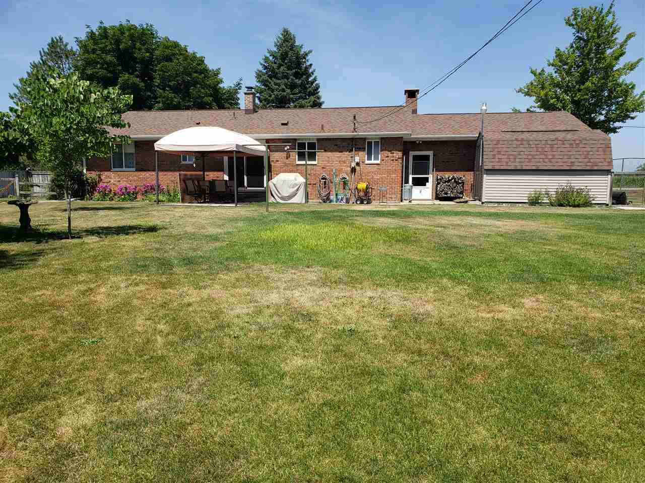 2366 East Chip Road Kawkawlin, MI 48631 - Photo 3 of 28