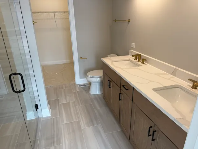 $624,990 | 1236 Prairie Lane, Unit 5B, Lemont, IL 60439