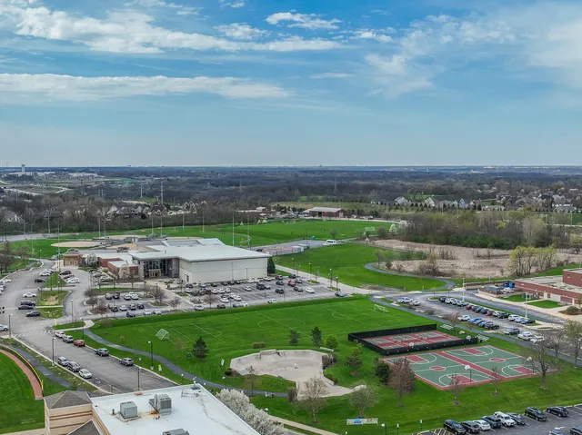 $624,990 | 1236 Prairie Lane, Unit 5B, Lemont, IL 60439