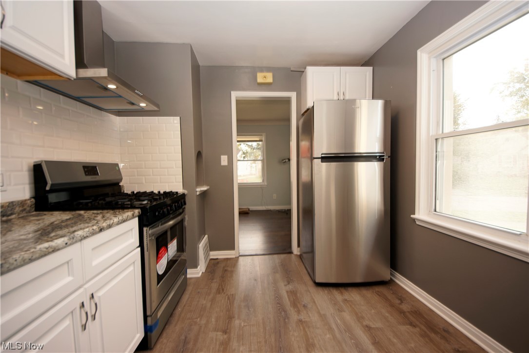 3194 Joslyn Road Cleveland, OH 44111 - Photo 8 of 18 Gallery Image 8