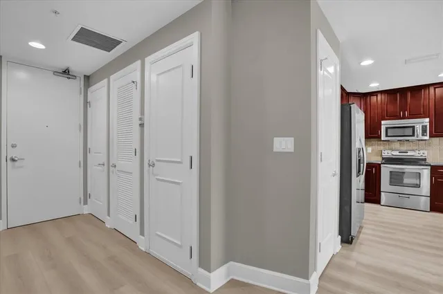 $2,750 | 101 South Eola Drive, Unit 802, Orlando, FL 32801