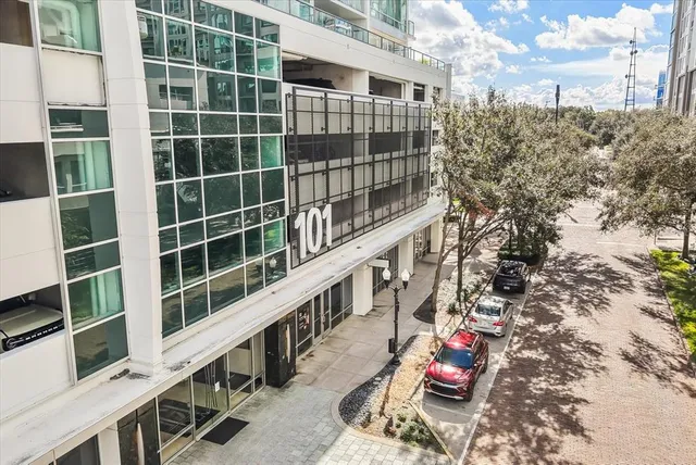 $2,750 | 101 South Eola Drive, Unit 802, Orlando, FL 32801