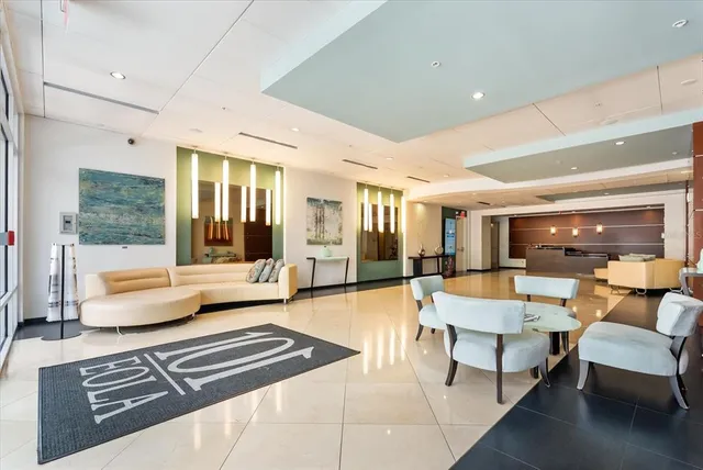 $2,750 | 101 South Eola Drive, Unit 802, Orlando, FL 32801