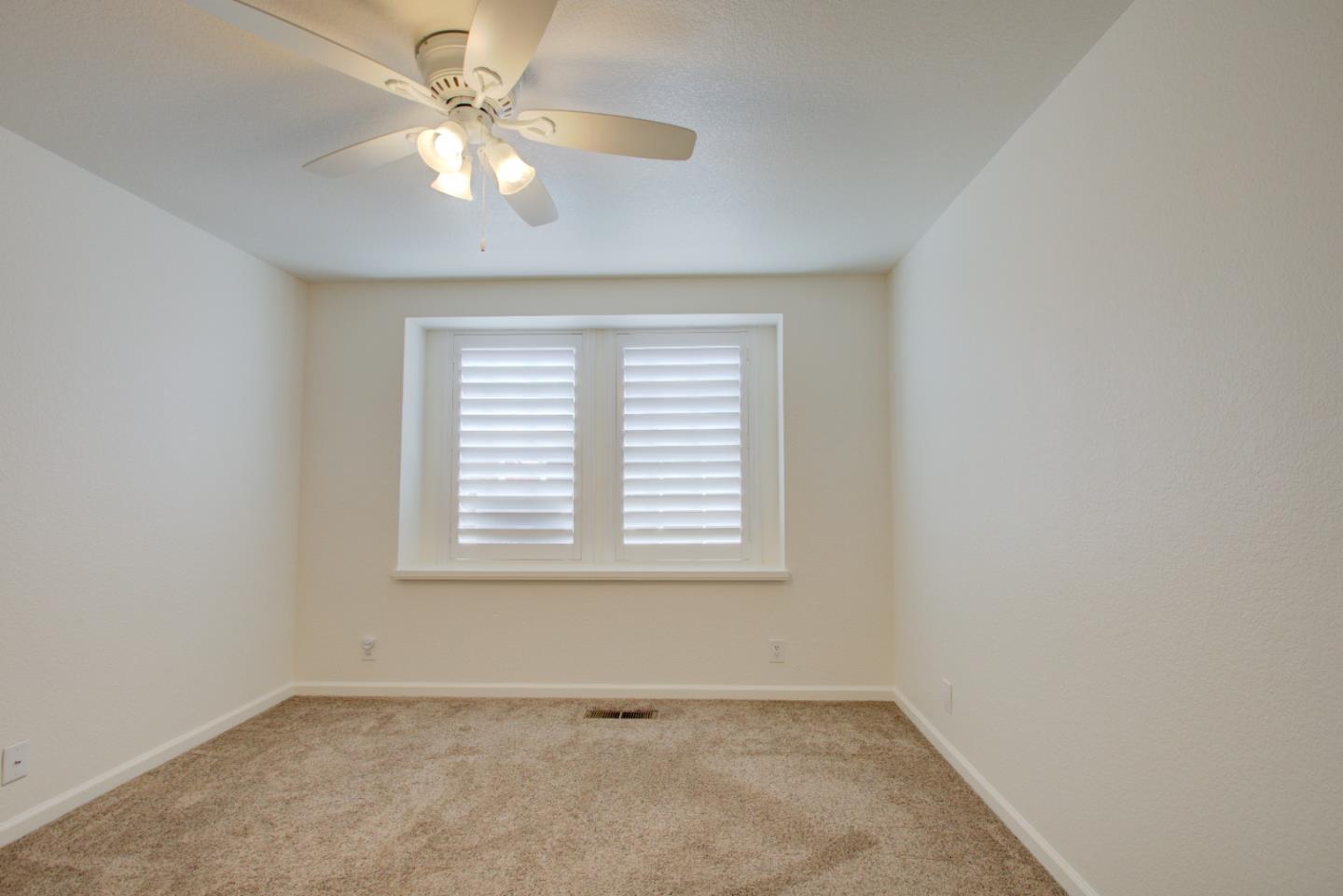 2113 Boston Way Modesto, CA 95355 - Photo 36 of 58 Gallery Image 36
