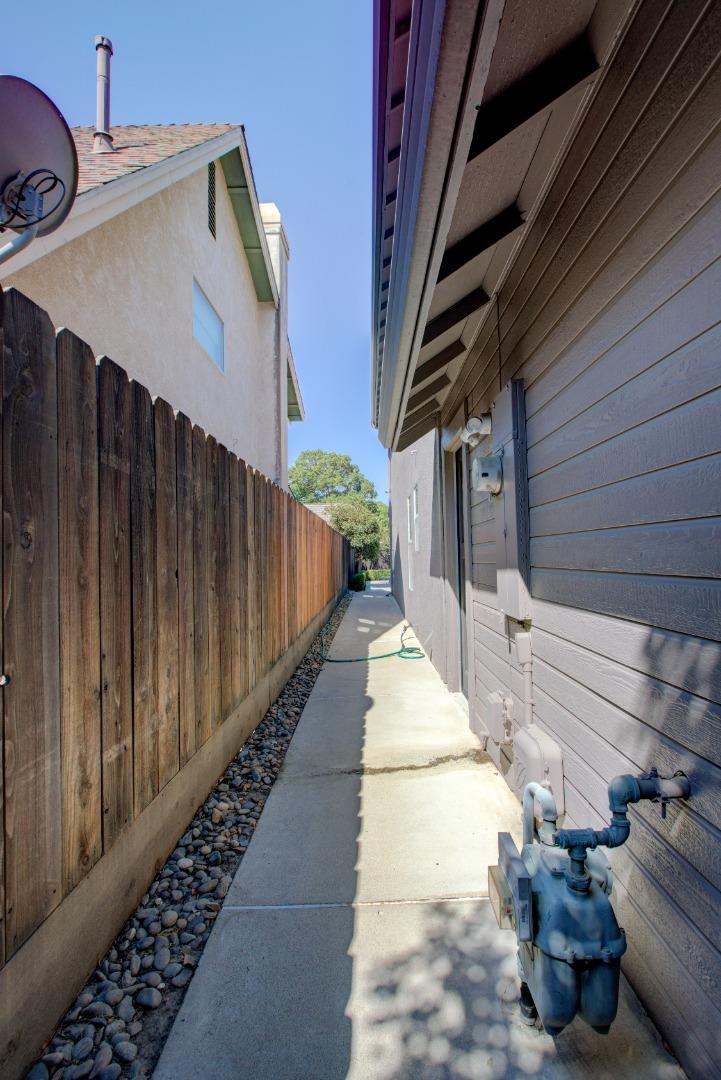 2113 Boston Way Modesto, CA 95355 - Photo 54 of 58 Gallery Image 54