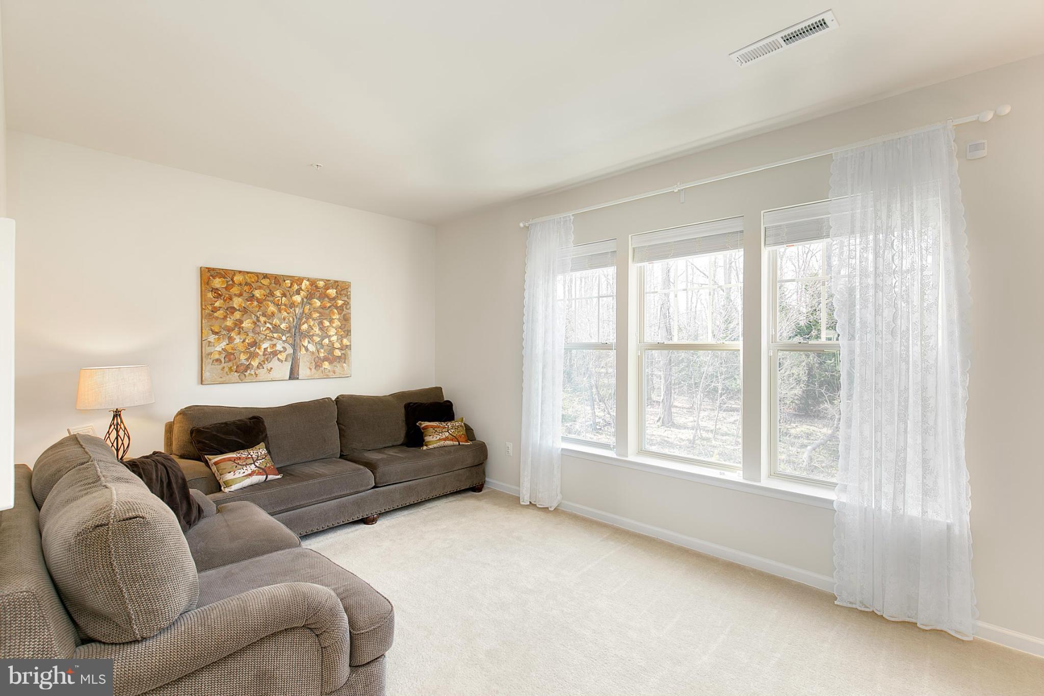 1112 Red Hawk Way Severn, MD 21144 - Photo 11 of 30 Living Room
