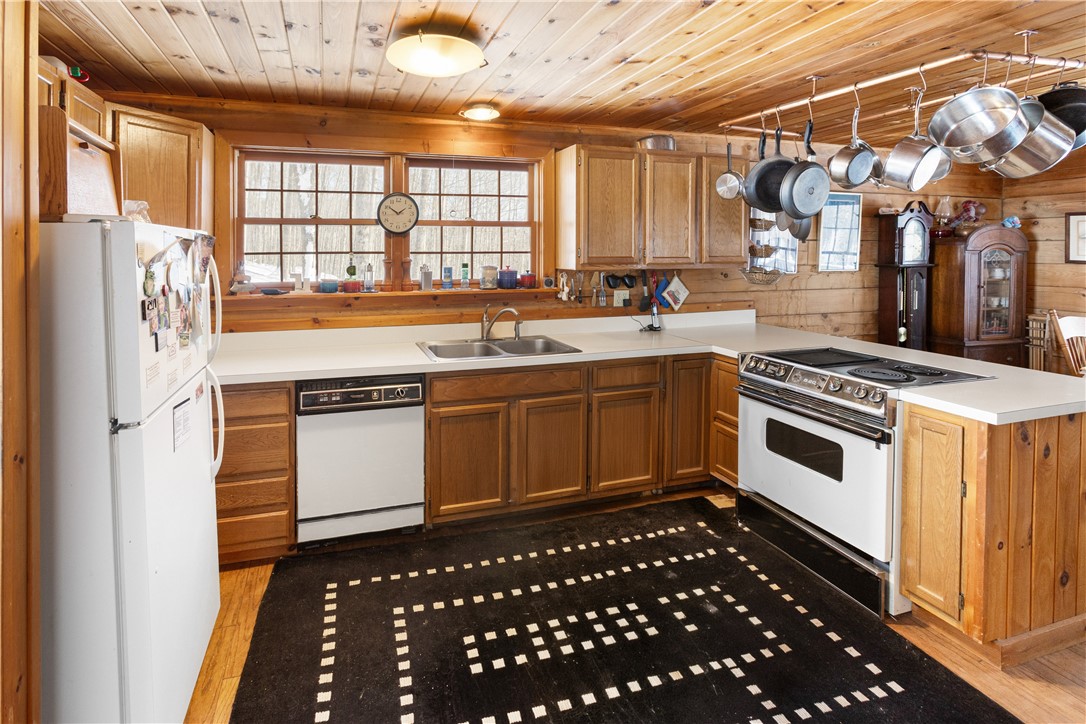 605 Cross Road Margaretville, NY 12455 - Photo 15 of 40