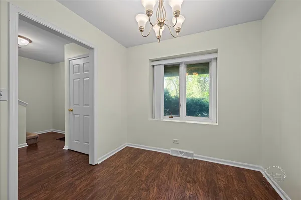 $2,700 | 751 Monticello Drive, Naperville, IL 60563