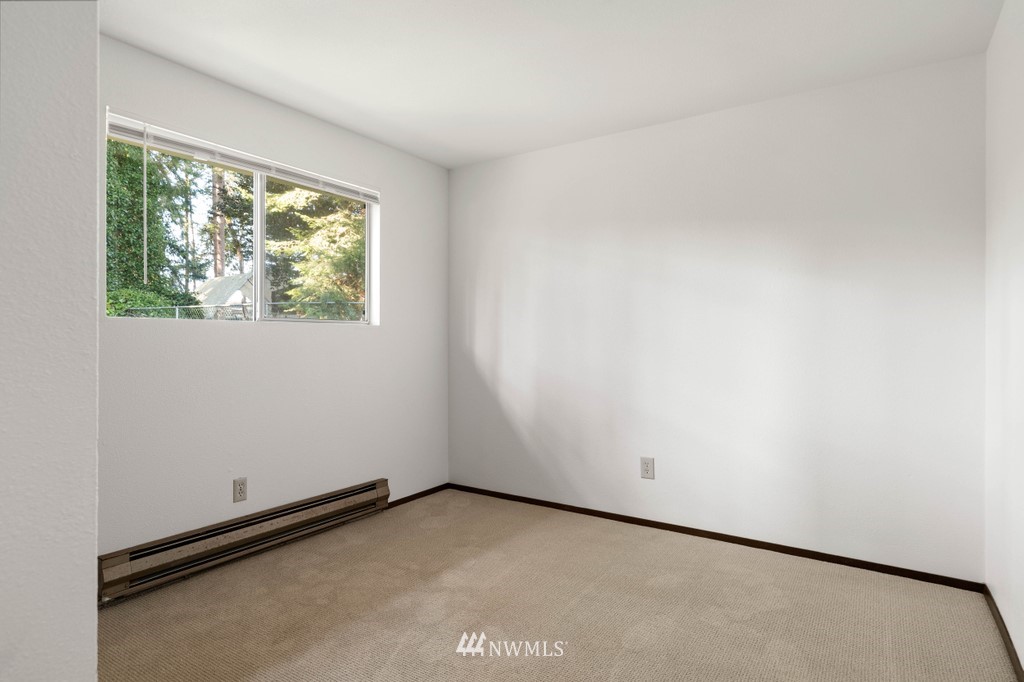 1067 Cathlamet Drive Oak Harbor, WA 98277 - Photo 15 of 21