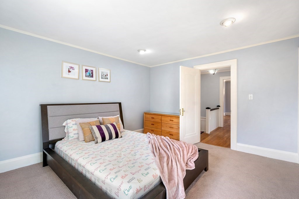 53 Bancroft Road Wellesley, MA 02481 - Photo 18 of 36