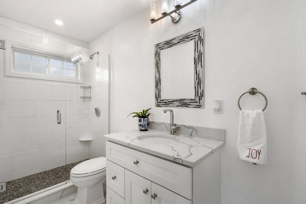 53 Bancroft Road Wellesley, MA 02481 - Photo 23 of 36