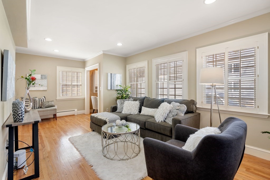 53 Bancroft Road Wellesley, MA 02481 - Photo 5 of 36