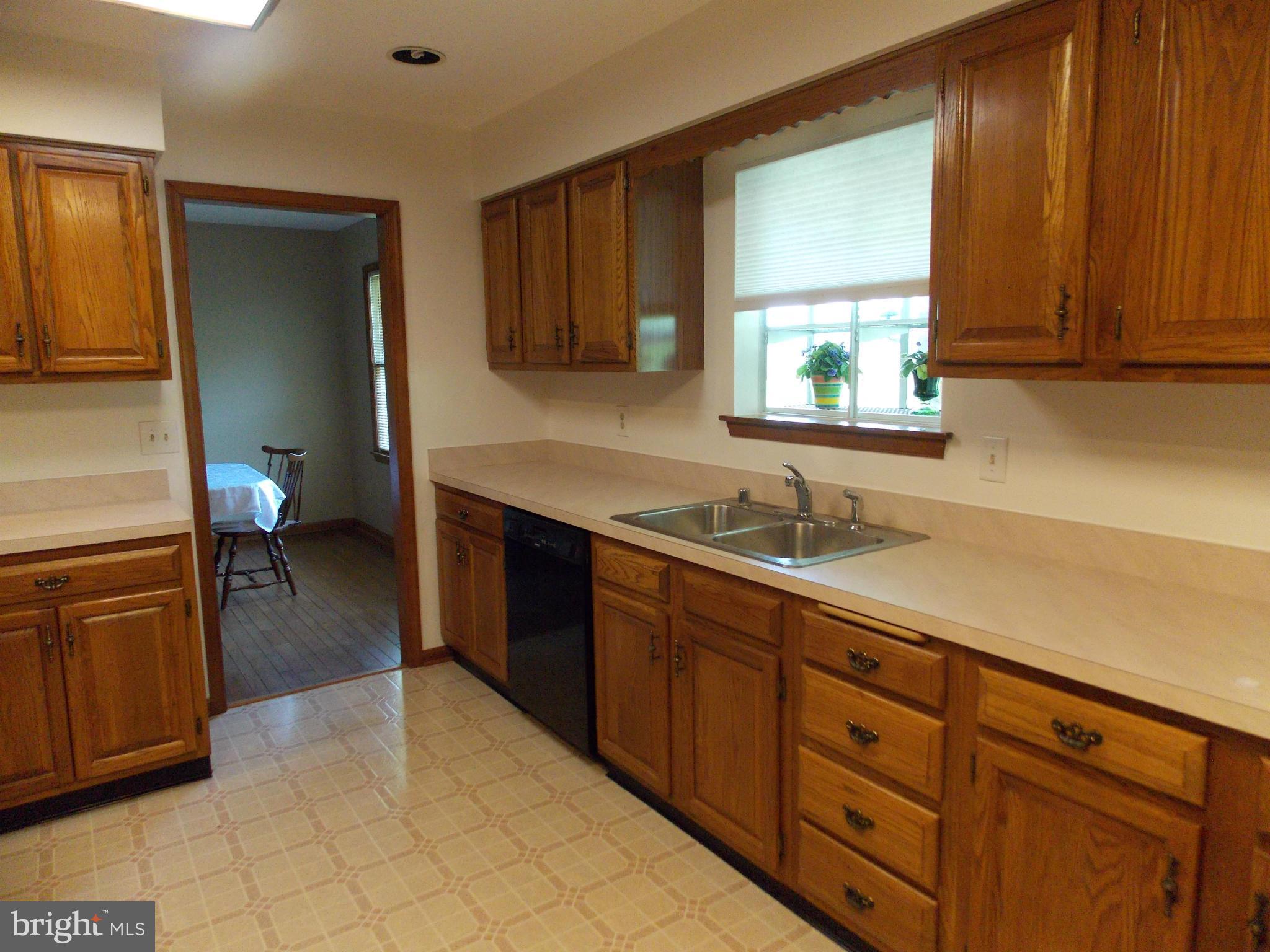 419 North Clear Ridge Road Union Bridge, MD 21791 - Photo 9 of 30 Kitchen