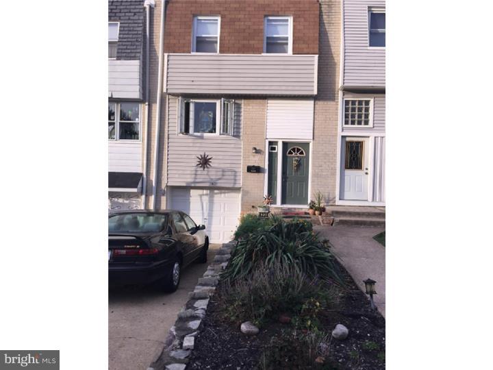 4238 Lawnside Road Philadelphia, PA 19154 - Photo 1 of 9 Exterior Front