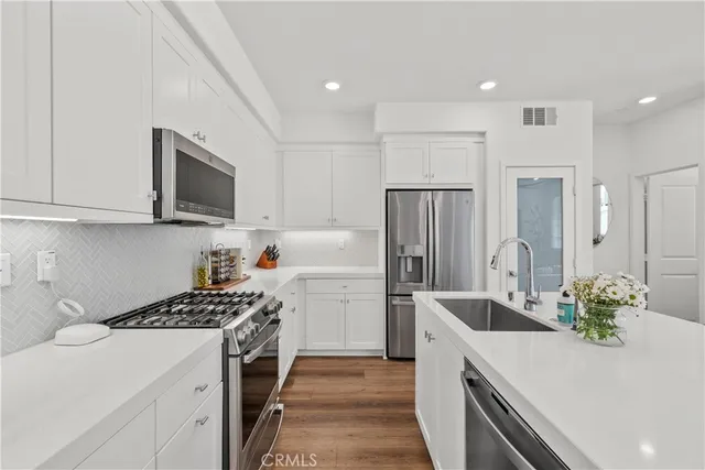 $735,990 | 2533 Little Rock Lane, Simi Valley, CA 93065