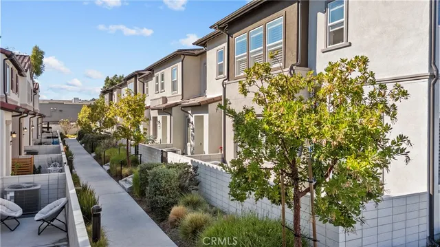 $735,990 | 2533 Little Rock Lane, Simi Valley, CA 93065