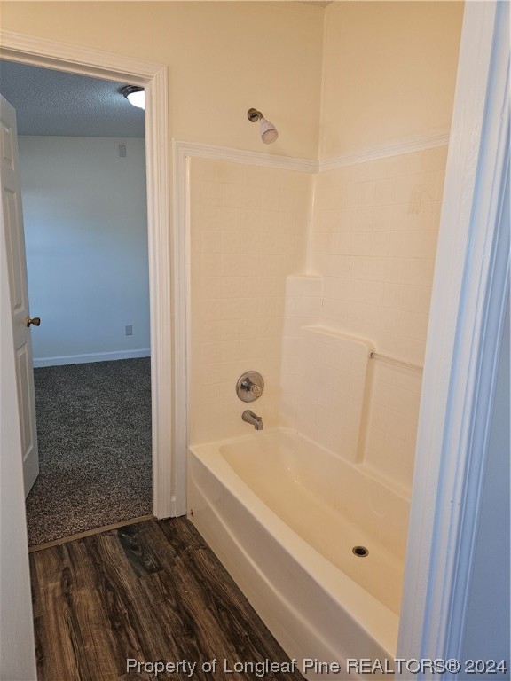 3001 Popes Crossing Road Lumberton, NC 28358 - Photo 30 of 43 a bathroom with a bathtub