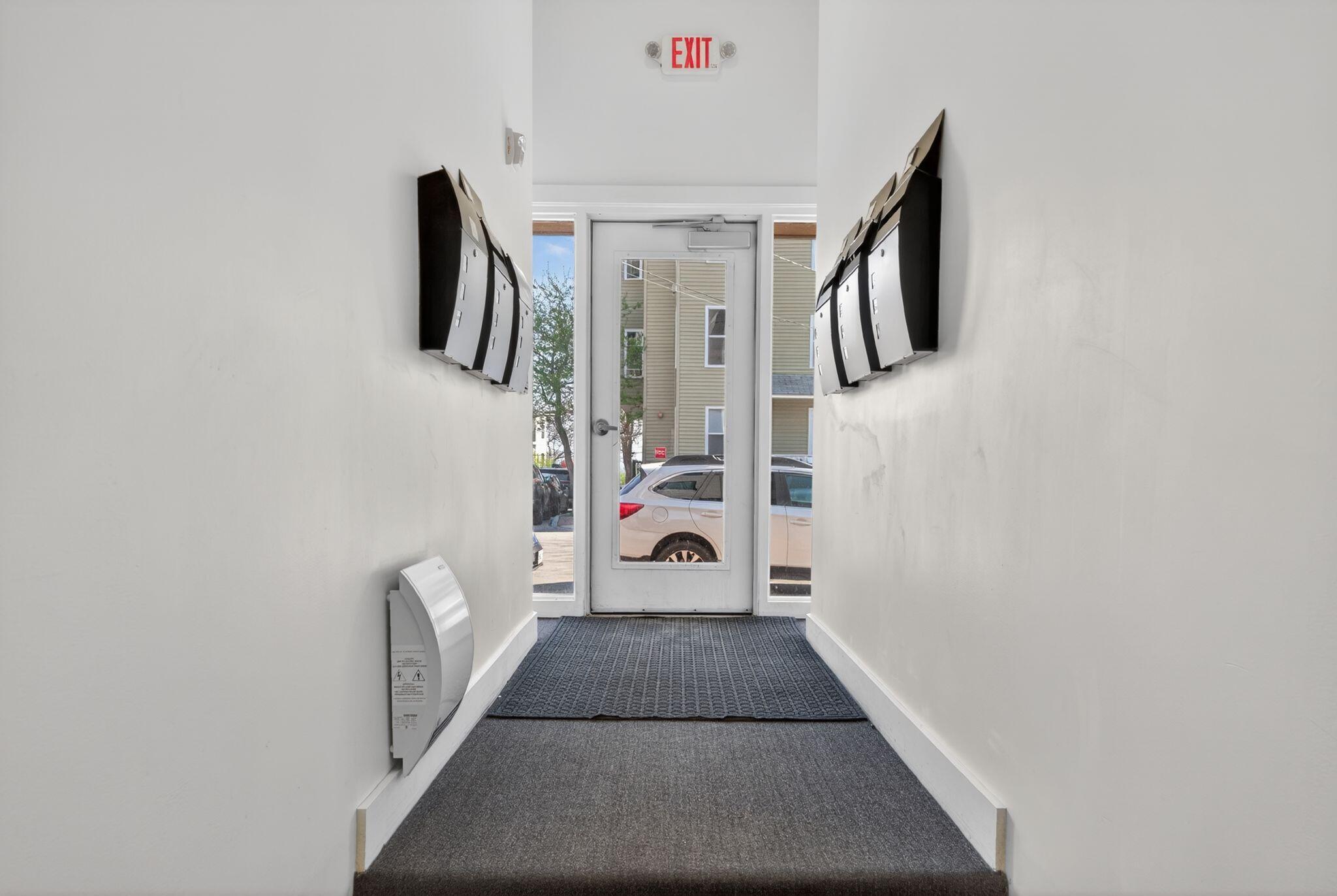 30 Merrill Street, Unit 1 Portland, ME 04101 - Photo 25 of 33 35_DSC06134