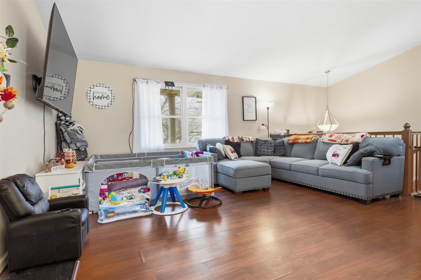901 Charlotte Drive Normal, IL 61761 - Photo 9 of 32 a living room with furniture and a couch