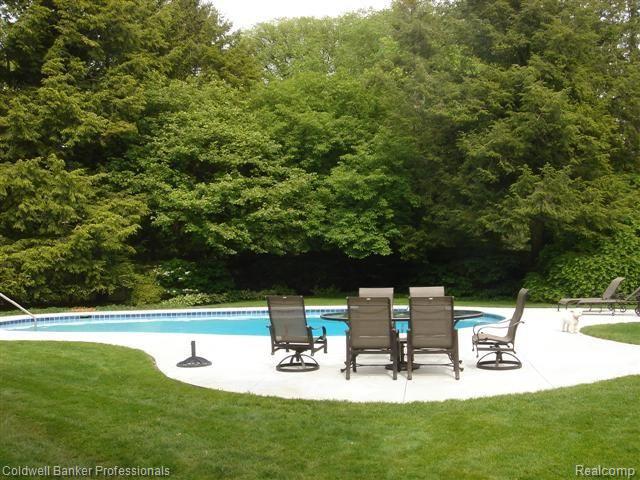 104 Stephens Road Grosse Pointe, MI 48236 - Photo 25 of 25 27