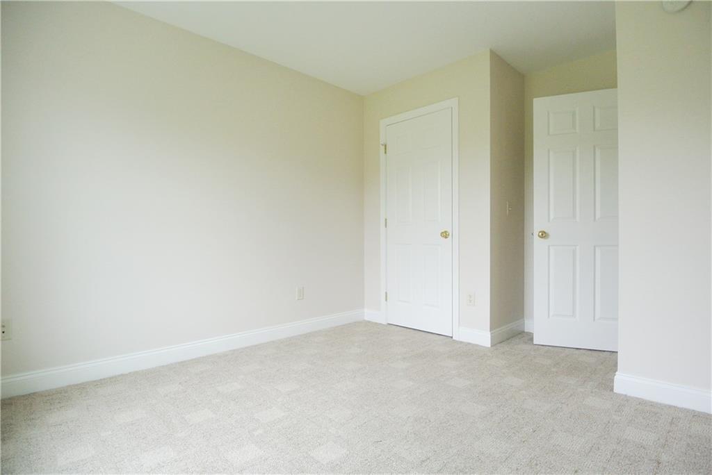 27 Wilson Road Cumberland, ME 04021 - Photo 25 of 33 3rd bedroom